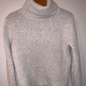 Brandy Melville Sweater